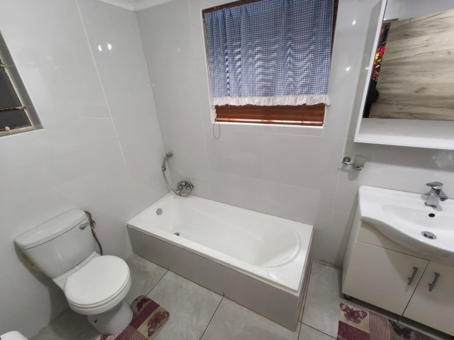5 Bedroom Property for Sale in Cashan North West
